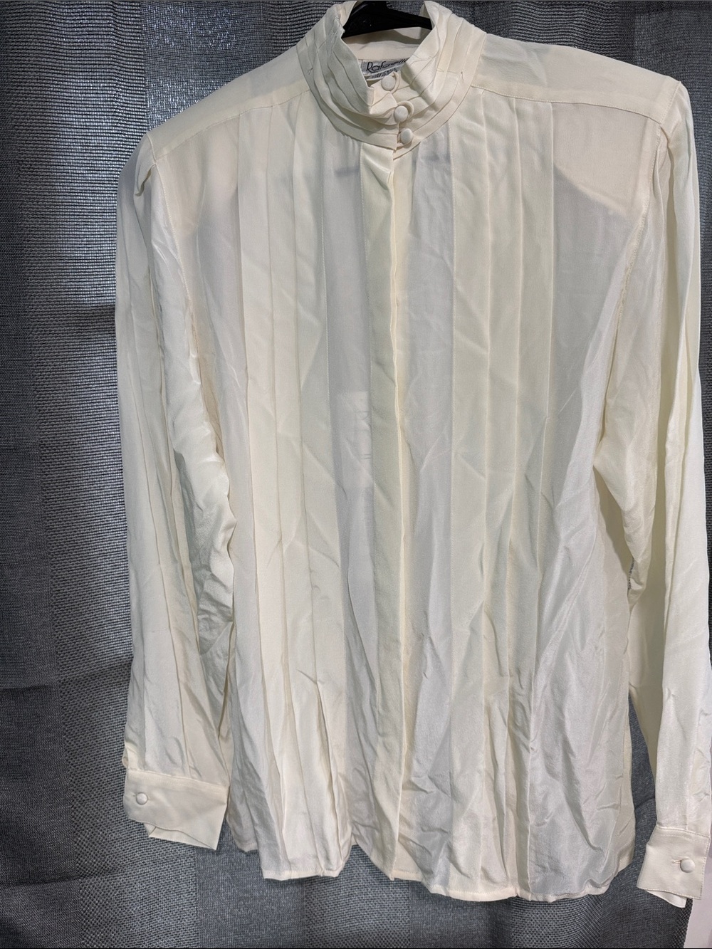 Rafaella Cream Silk Pleated Stand-Collar Dress Shirt